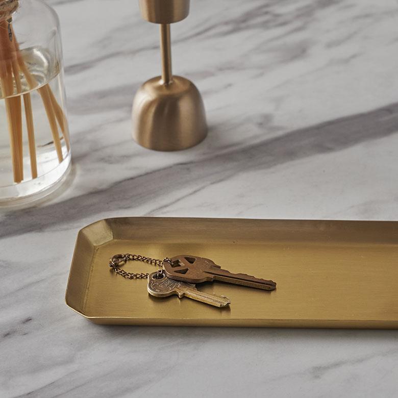 トレー 真鍮 トレイ キャッシュ 長方形 ゴールド 金 属 アンティーク 風 ペン 小物 入れ カルトン おしぼり おしゃれ 北欧 雑貨 インテリア 西海岸 34602 | ELEMENTS（インテリア） | 06