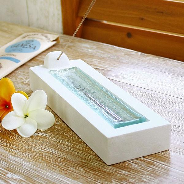 ホワイトセメントとガラスの涼しげなお香立て アジア工房 3741 | ブランド登録なし