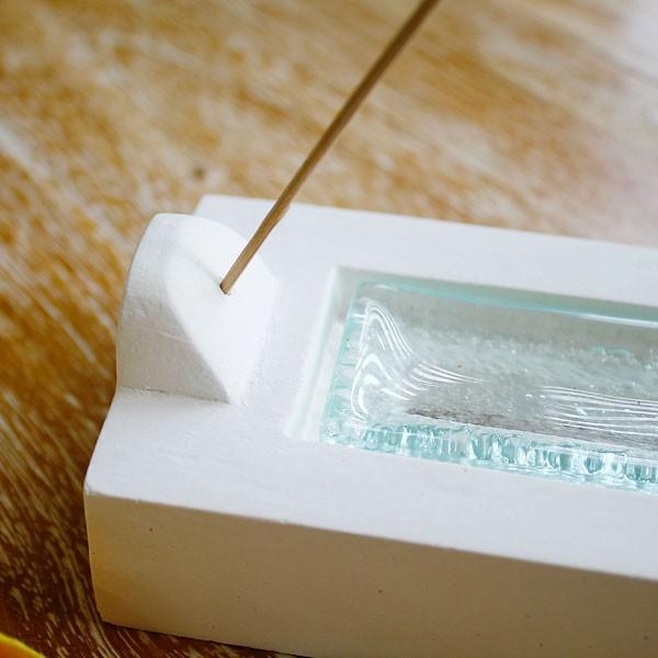 ホワイトセメントとガラスの涼しげなお香立て アジア工房 3741 | ブランド登録なし | 01