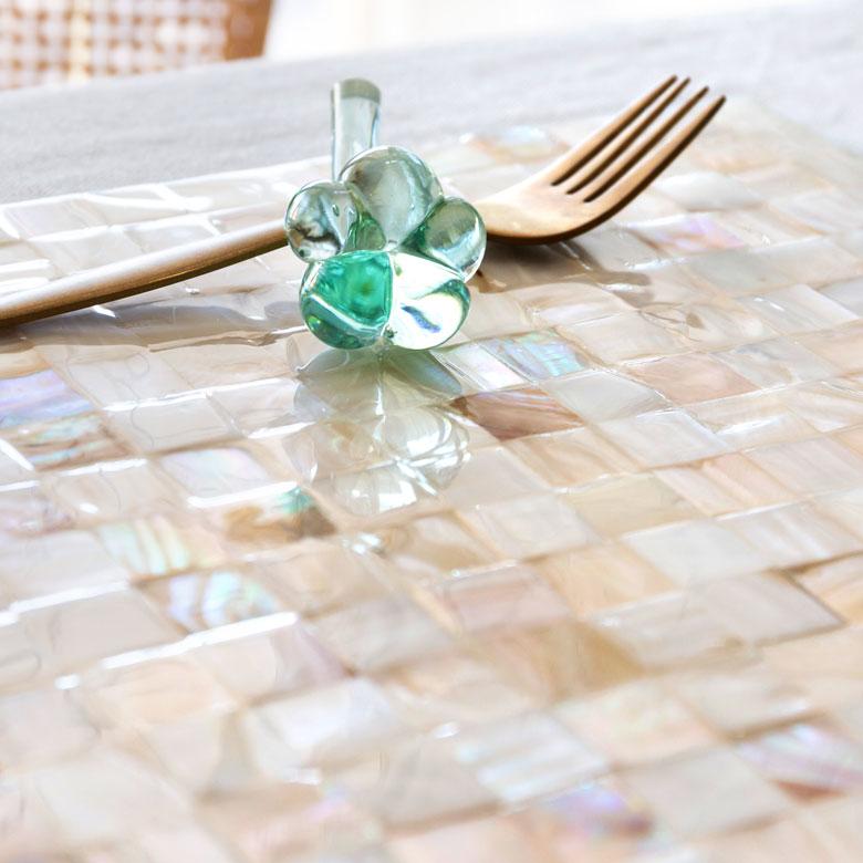 ランチョンマット シェル モザイク柄 パルシェ スクエア ランチマット プレースマット プレイスマット テーブルウェア 51177 | ブランド登録なし | 23