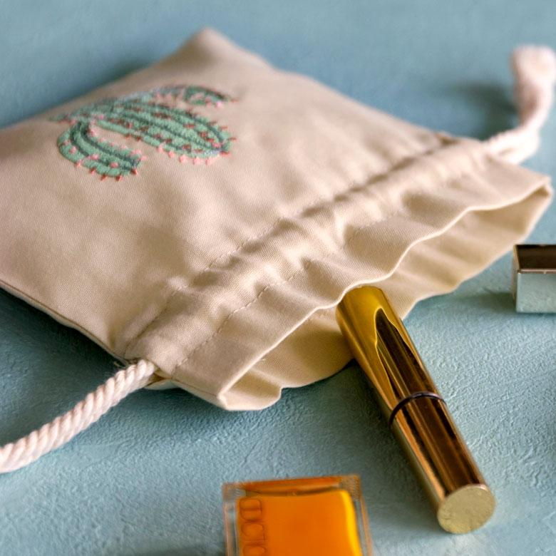 巾着袋 Sサイズ ベトナム 刺繍 オリジナル ポーチ ベトナム雑貨 ギフト プレゼント お土産 ハンドメイド おしゃれ リゾート 西海岸 Gio ha ジョーハ 51255 | ブランド登録なし | 08