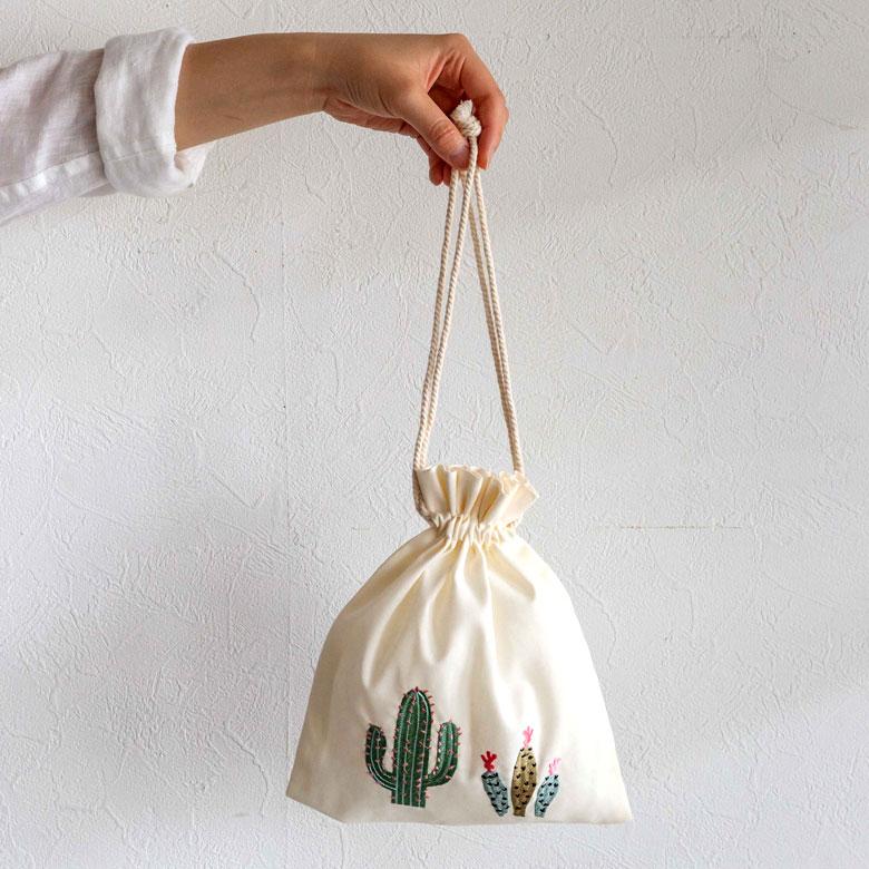 巾着袋 Mサイズ ベトナム 刺繍 オリジナル ポーチ ベトナム雑貨 ギフト プレゼント お土産 ハンドメイド おしゃれ リゾート 西海岸 Gio ha ジョーハ 51256 | ブランド登録なし | 15