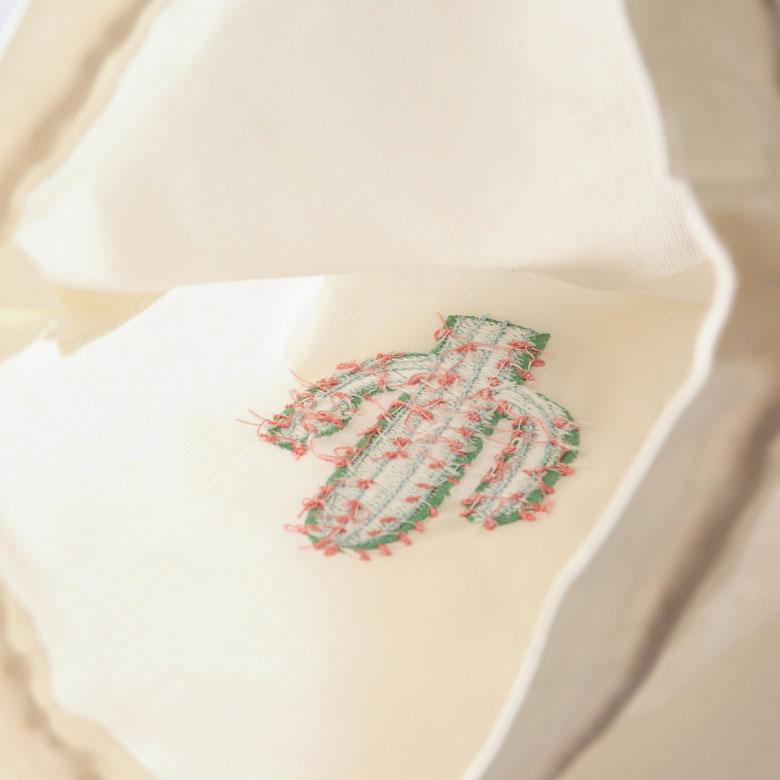 巾着袋 Mサイズ ベトナム 刺繍 オリジナル ポーチ ベトナム雑貨 ギフト プレゼント お土産 ハンドメイド おしゃれ リゾート 西海岸 Gio ha ジョーハ 51256 | ブランド登録なし | 16