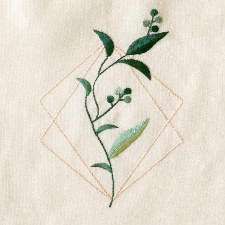 巾着袋 Mサイズ ベトナム 刺繍 オリジナル ポーチ ベトナム雑貨 ギフト プレゼント お土産 ハンドメイド おしゃれ リゾート 西海岸 Gio ha ジョーハ 51256 | ブランド登録なし | 10