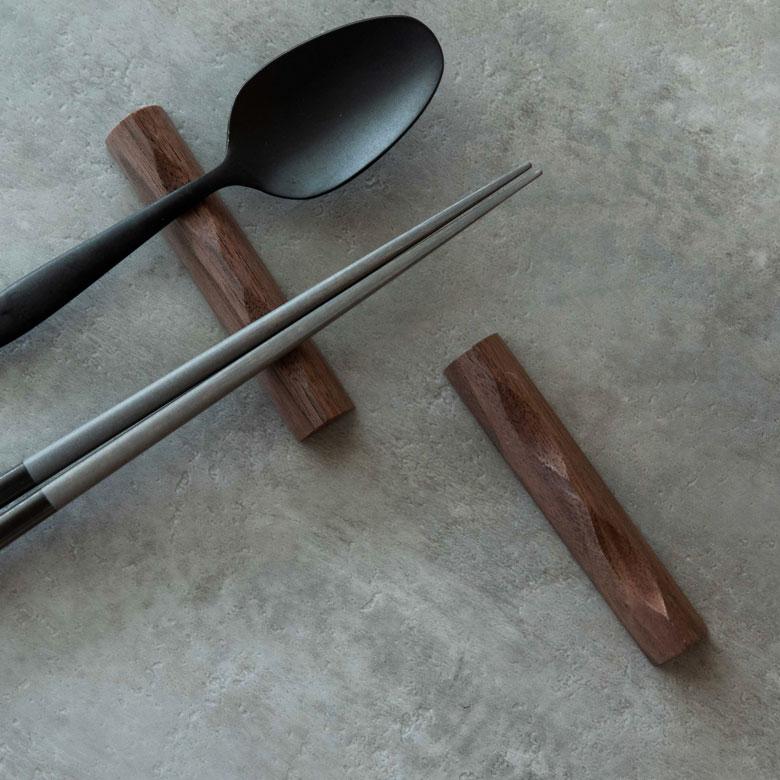 箸置き カトラリーレスト ウォルナットウッド 木製 ダークブラウン 天然木 ロング カフェ カトラリースタンド ハンドメイド かわいい リゾート ギフト 51265 | ELEMENTS（インテリア） | 14