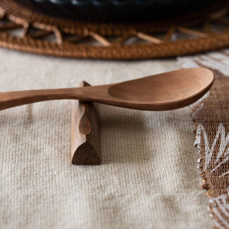 箸置き カトラリーレスト ウォルナットウッド 木製 ダークブラウン 天然木 ロング カフェ カトラリースタンド ハンドメイド かわいい リゾート ギフト 51265 | ELEMENTS（インテリア） | 17