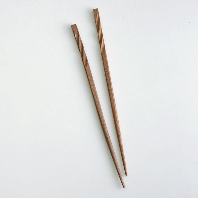 お箸 箸 木 天然木 ウォルナット ひねり ダークブラウン 23cm 木製 無塗装 カフェ シンプル おしゃれ かわいい 無垢 カトラリー ハンドメイド 51272 | ELEMENTS（インテリア） | 15