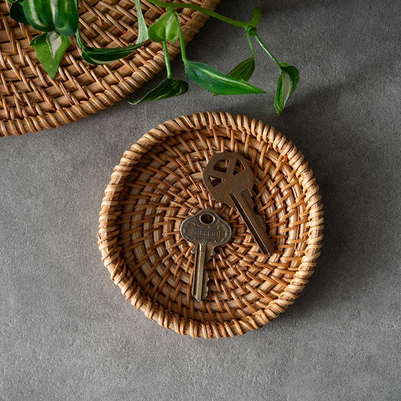 コースター ラタン 籐 約 直径 10cm トレイ トレー 小物 入れ 置き アクセサリー ピアス おしゃれ 北欧 リゾート 雑貨 インテリア 西海岸 メール便対応 51343 | ELEMENTS（インテリア） | 12