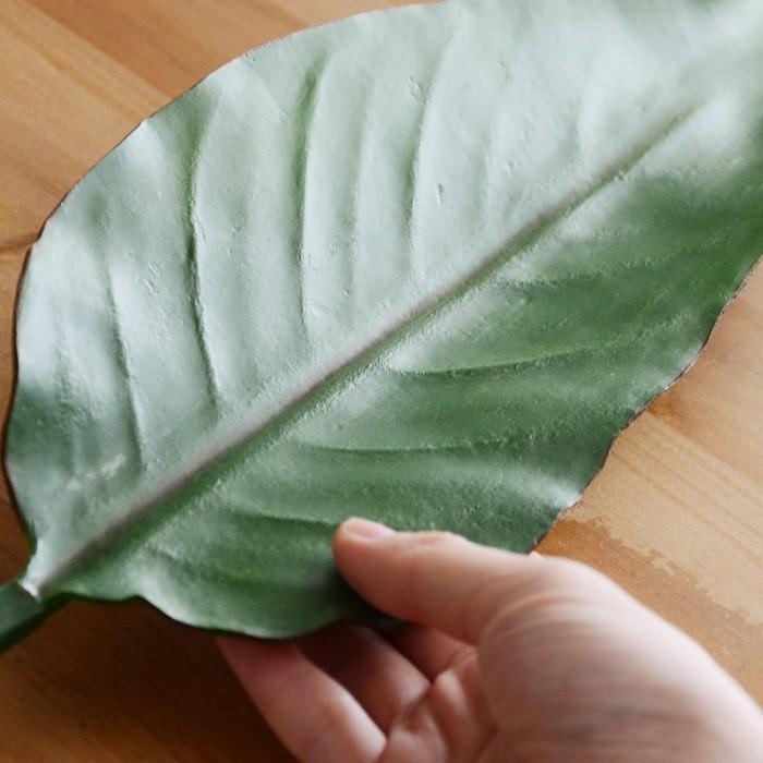 フェイクグリーン 大きい葉っぱ ストレリチアリーフ Sサイズ リアルな造花観葉植物 枝付き アーティフィシャルグリーン Elements 通販 Yahoo ショッピング