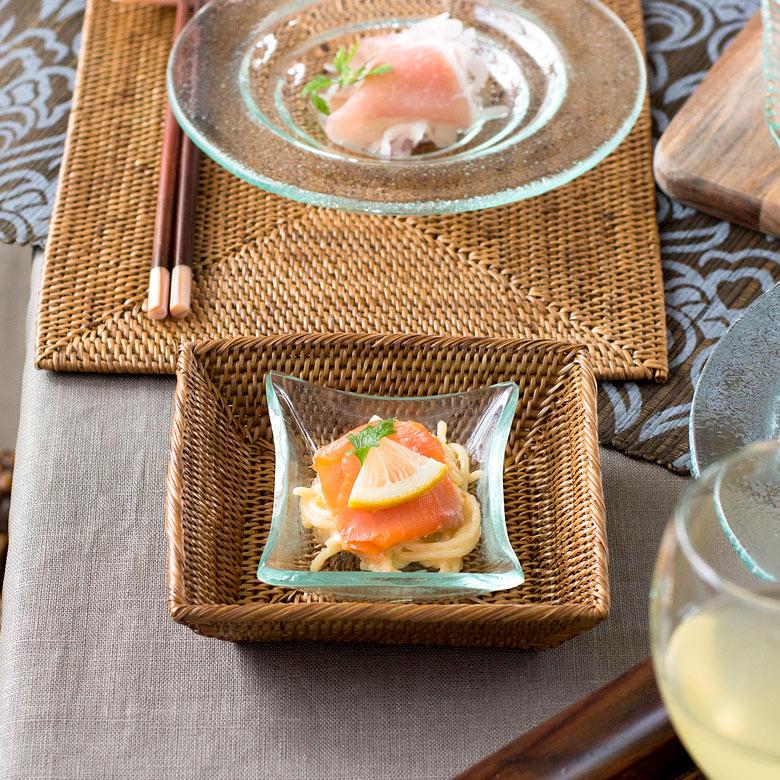 アジアン雑貨 ガラスで出来た四角いガラスプレート 食器 ガラス 皿 トレイ プレート 四角 デザート トレー 小物入れ アクセサリートレイ 石鹸トレイ 66315 | ブランド登録なし | 02