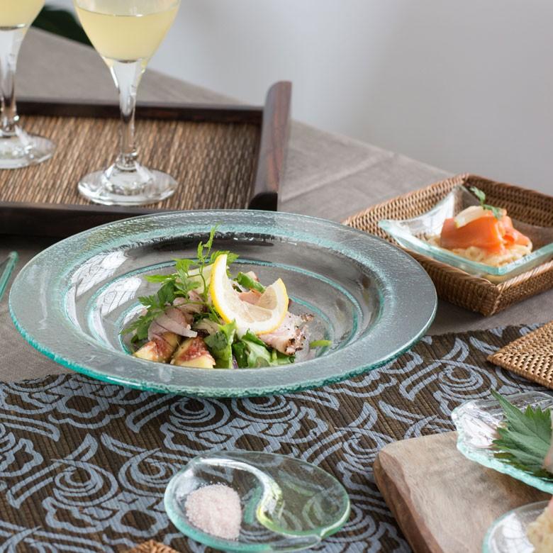 ガラスのプレート バブルタイプ Mサイズ 食器 ガラス 皿 おしゃれ