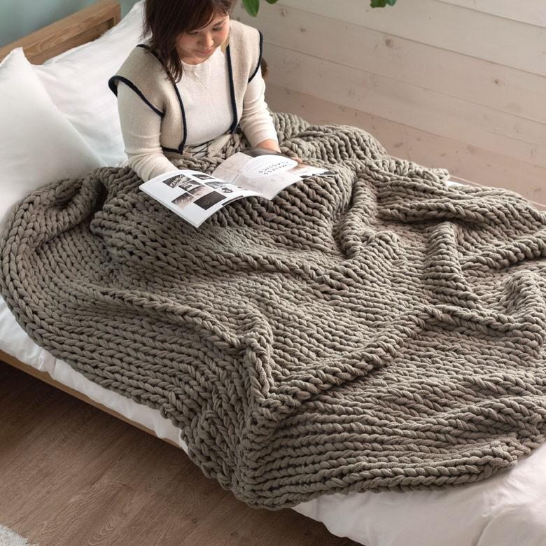 ブランケット 膝掛け ひざ掛け 約140×200cm 大判 カーキグレー 手編み チャンキーニット 毛布 ローゲージニット もこもこ ポンチョ 冬 66532-mo | ブランド登録なし | 12