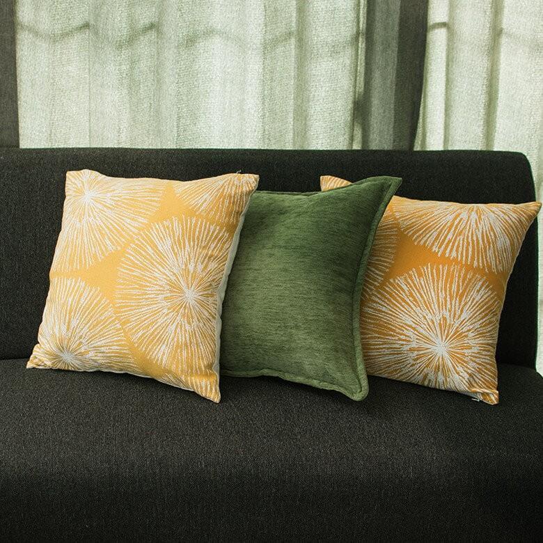 クッションカバー タンポポ 約45×45cm クッション おしゃれ 北欧 マリン リゾート かわいい 正方形 四角 45角 腰あて ピロークッション ファブリック 66554 | ブランド登録なし | 01