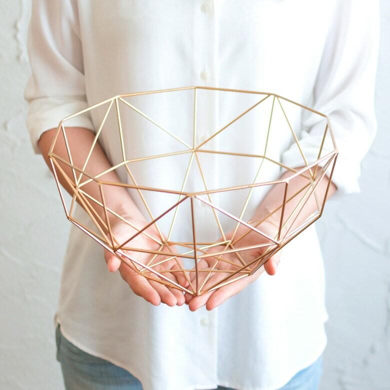 ワイヤーバスケット ワイヤーボウル おしゃれ ゴールド 収納 小物入 収納かご お菓子入れ 果物かご トレイ キッチン ダイニング リビング ベッドサイド 66581 | ELEMENTS（インテリア） | 04