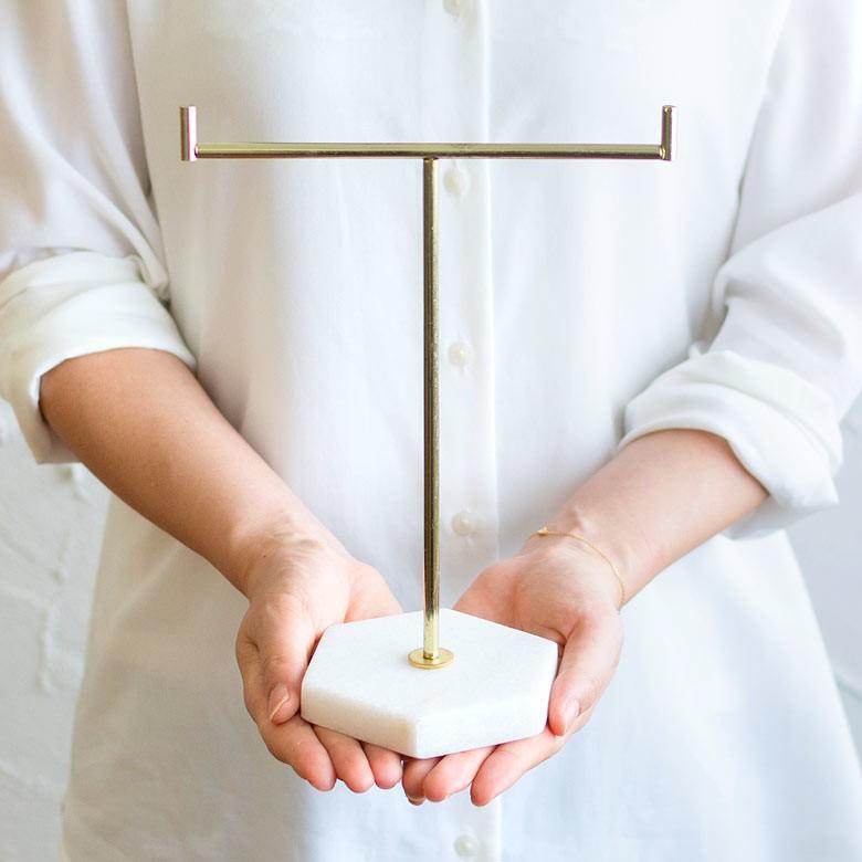 アクセサリースタンド ピアススタンド ネックレス ジュエリー スタンド 大理石 指輪 リング ブレスレット バングル サングラス 眼鏡 ディスプレイ 収納 66582 | ELEMENTS（インテリア） | 07