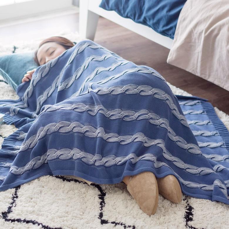 フリースブランケット 約100×140cm ブランケット 膝掛け ひざ掛け 毛布 大判 ケーブルニット おしゃれ 冬 肩掛 ふんわり ポンチョ 66611 | ELEMENTS（インテリア） | 02