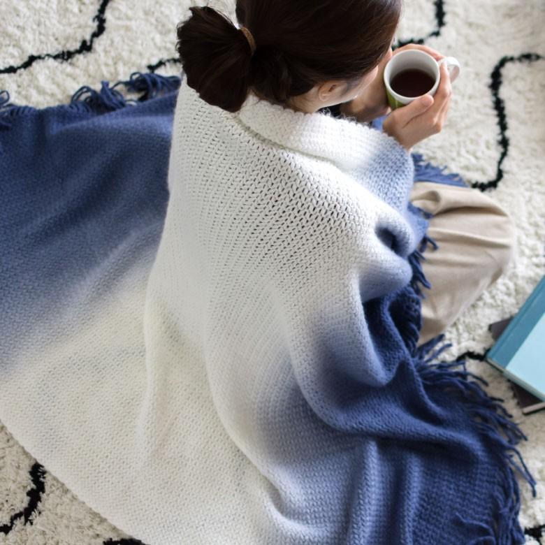 グラデーションブランケット 約100×140cm ブランケット 膝掛け ひざ掛け 毛布 大判 フリンジ おしゃれ 冬 肩掛 ふんわり ポンチョ 66612 | ブランド登録なし | 16