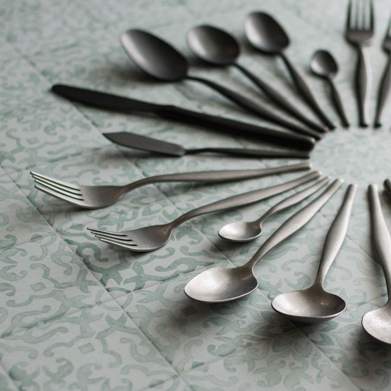 フォーク ディナーフォーク マット シルバー色 銀色 つや消し ステンレス テーブルセッティング ヴェリーノ キッチン用品 結婚祝 食洗機対応 66674 | ブランド登録なし | 05