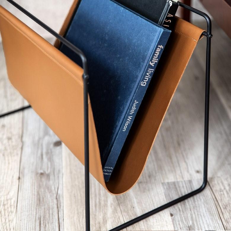 マガジンラッホルダー ラック 薄型 スリム コンパクト ソファ横 収納 新聞 茶色 キャメル 一人暮らし ワンルーム ミッドセンチュリー 66726 | ELEMENTS（インテリア） | 07