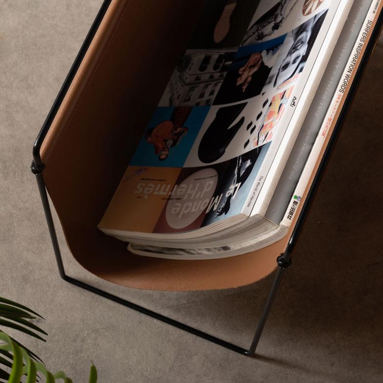 マガジンラックホルダー ラック 薄型 スリム コンパクト ソファ横 収納 新聞 茶色 ブラウン アイボリー グレー 一人暮らし ワンルーム ミッドセンチュリー 6672 | ELEMENTS（インテリア） | 11