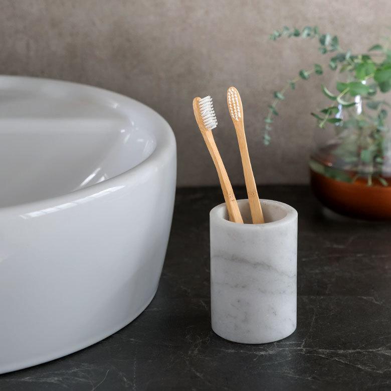 歯ブラシスタンド ホルダー 筒形 天然大理石 マーブル柄 ホワイト 歯ブラシ立て 歯ブラシホルダー ハブラシ スタンド 歯ブラシ置き 容器 66732 | ブランド登録なし | 06