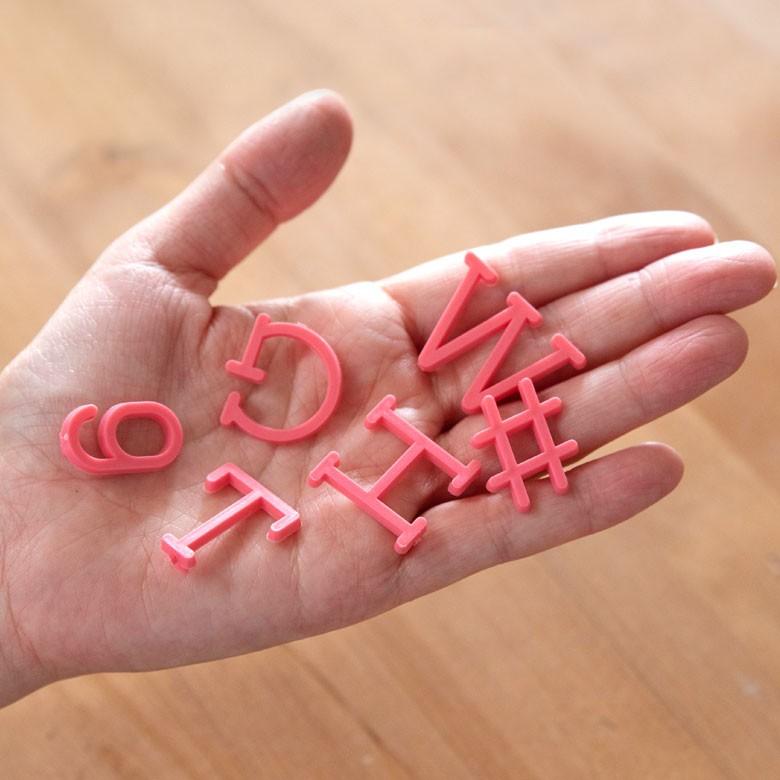 レターボード用文字パーツ アルファベット 英字 数字 191ピース ピンク 結婚式 サインボード メッセージボード ウェルカムボード テキストパーツ 66756 | ブランド登録なし | 06