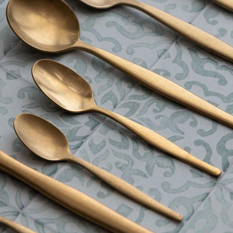 スプーン ティースプーン  マット ゴールド色 金色 つや消し ステンレス テーブルセッティング ヴェリーノ キッチン用品 結婚祝 食洗機対応 66986 | ELEMENTS（インテリア） | 04