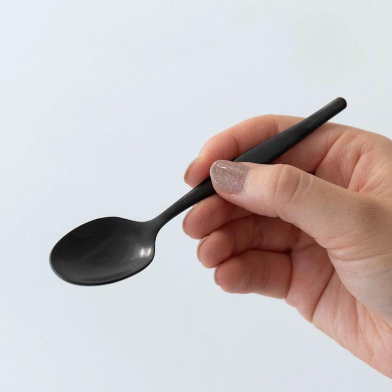 ティースプーン スプーン マット ブラック 黒 つや消し ステンレス テーブルセッティング ヴェリーノ キッチン用品 結婚祝 食洗機対応 66988 | ELEMENTS（インテリア） | 01
