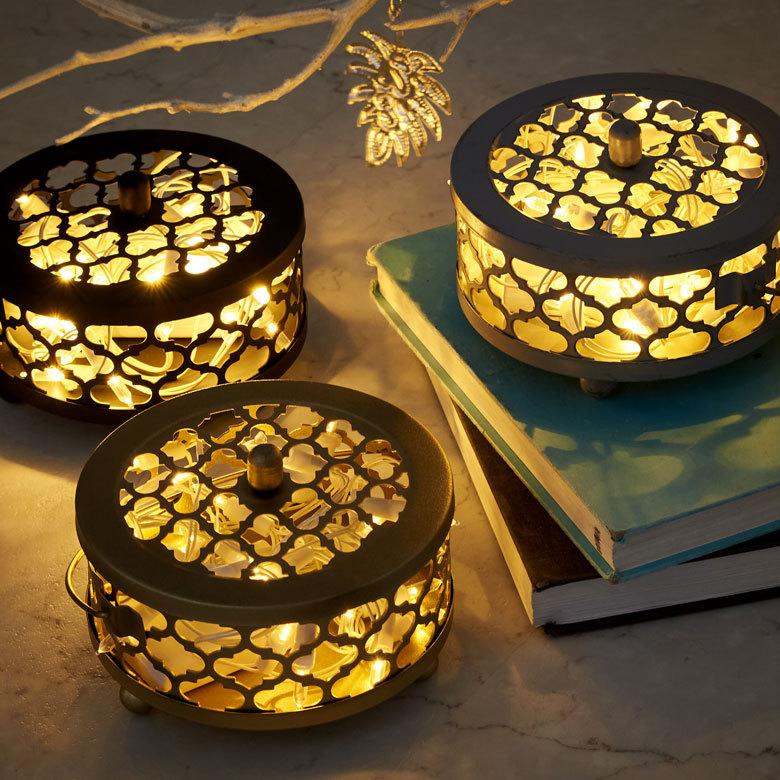 蚊取り 線香 入れ 3個セット 蓋付き 円形 モロッカン柄 スチール製 ブラック ゴールド シルバー ホルダー 蚊遣り かやり 蚊やり ランタン 西海岸 リゾート  669 | ELEMENTS（インテリア） | 09