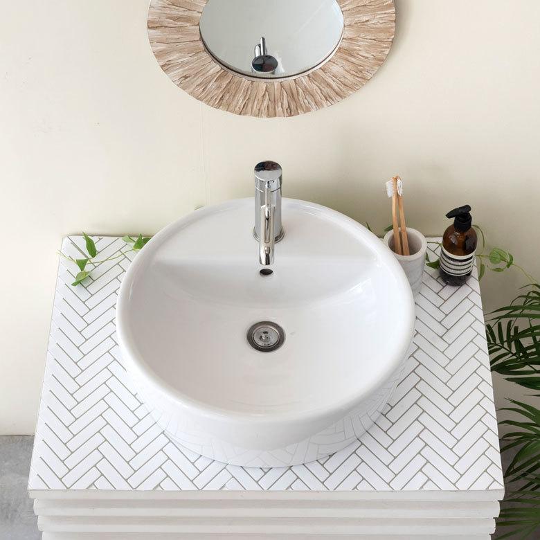 タイルシール ヘリンボーン 20枚入り 正方形 シート ホワイト マーブル 水回り 防水 DIY ウォールステッカー 台所 キッチン 洗面所 トイレ 67028-20 | ELEMENTS（インテリア） | 19