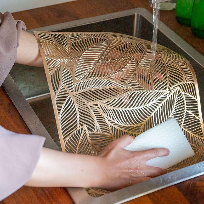 ランチョンマット プレース プレイス ランチ マット リーフ 葉っぱ 敷物 水洗い可 洗える 撥水 防水 おしゃれ 北欧 ハワイアン リゾート 南国  雑貨 67046 | ELEMENTS（インテリア） | 15