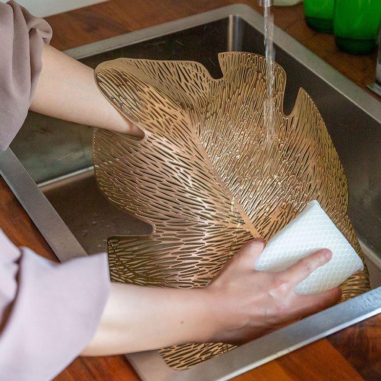 ランチョンマット プレース プレイス ランチ マット モンステラ リーフ 葉っぱ 敷物 水洗い可 洗える 撥水 防水 おしゃれ 北欧 ハワイアン リゾート 雑貨 67048 | ELEMENTS（インテリア） | 15