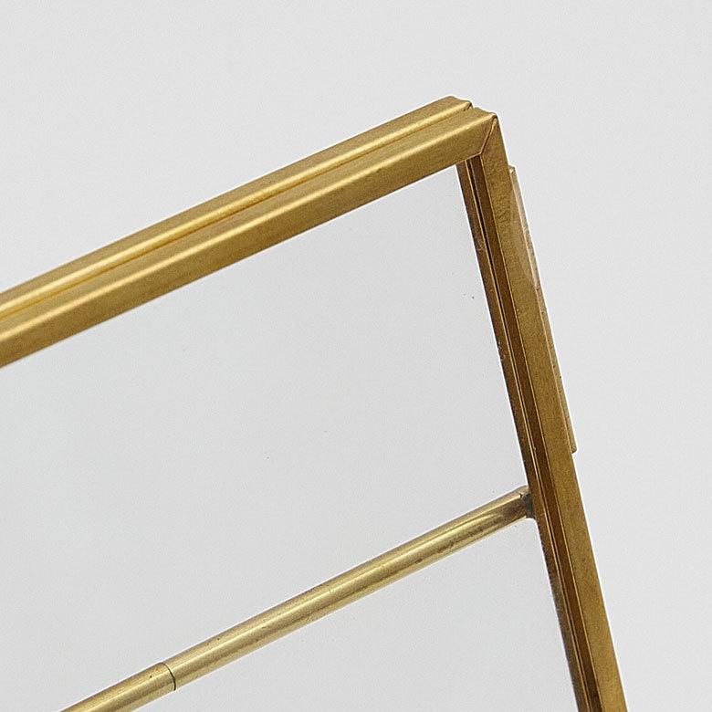 フォトフレーム 2L  縦 ガラス 真鍮 ケース アクセサリー 収納 写真 たて 入れ フォト メニュー スタンド ディスプレイ アンティーク 風 おしゃれ 67051 | ELEMENTS（インテリア） | 17