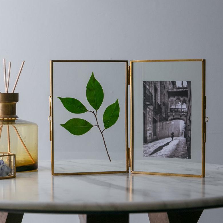 フォトフレーム 2面 2枚 ハガキサイズ ハガキサイズ 写真 たて 入れ 写真 たて メニュー スタンド ディスプレイ アンティーク 風 おしゃれ インテリア 67053 | ELEMENTS（インテリア） | 08