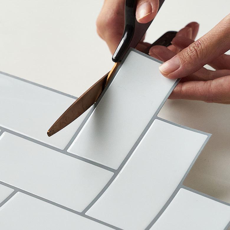 タイル シール ヘリンボーン 1枚 ホワイト 白 メトロ モザイク 壁紙 防水 リメイク シート ウォール ステッカー 簡単 壁面 DIY カット  おしゃれ 67074-wh | ELEMENTS（インテリア） | 08