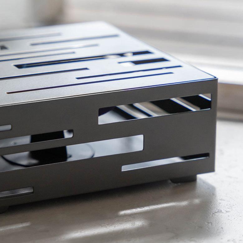 蚊取り線香 入れ スクエア型 スリットデザイン 幾何柄 スチール製 蚊遣り ホルダー かやり 蚊やり オブジェ アウトドア おしゃれ 屋外 屋内 西海岸 男前 67118 | ELEMENTS（インテリア） | 12