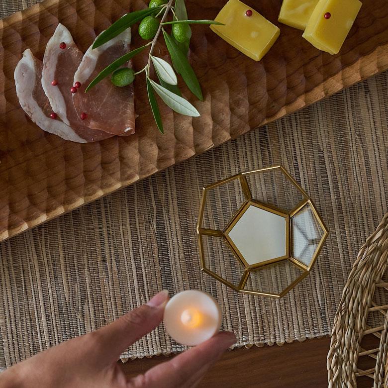 キャンドル ホルダー 鏡 ガラス 真鍮 ゴールド 直径9cm アクセサリー 小物 入れ 収納 デコレーション ディスプレイ おしゃれ 北欧 雑貨 西海岸風 67126 | ELEMENTS（インテリア） | 02