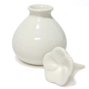 アジアン雑貨 陶器でできた小瓶 ホワイト アジア工房 8252 | ブランド登録なし