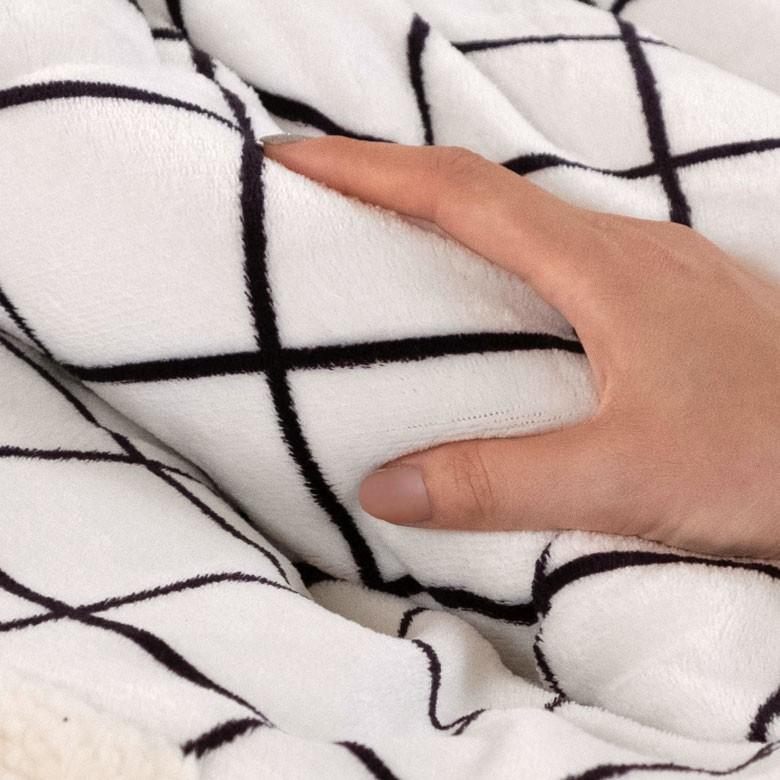 こたつ布団 正方形 約190×190cm グリッド柄裏面フランネルフリース こたつ掛け布団 こたつぶとん 格子柄 おしゃれ 洋風 北欧 83053 | ブランド登録なし | 03