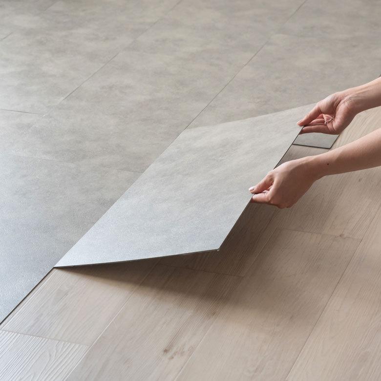 フロアタイル 大理石 ストーン調 シート 貼るだけ シール 接着タイプ 14枚セット 約 1.5畳 トイレ 玄関 インテリア DIY 模様替え リフォーム 西海岸 84252- | ELEMENTS（インテリア） | 18