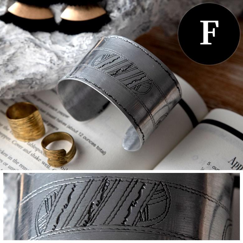 バングル レディース メンズ 太め シルバー アルミブレス ハンドメイド ブレスレット おしゃれ 腕輪 アクセ 貴金属 アフリカ雑貨 アフリカン 90055 | ブランド登録なし | 19