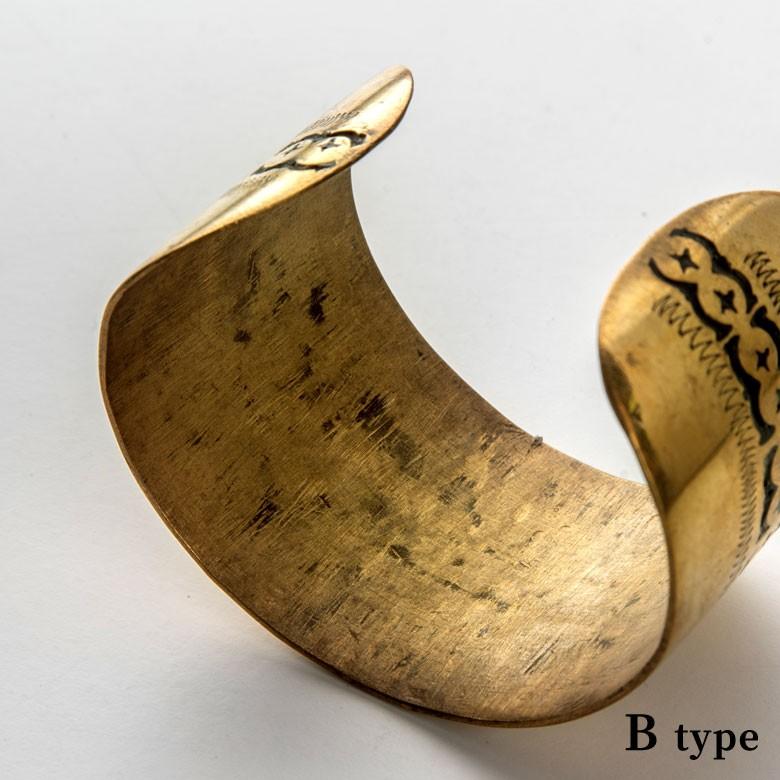 バングル レディース メンズ 太め ゴールド 真鍮 ハンドメイド ブレスレット ビンテージ おしゃれ 腕輪 アクセサリー アフリカ雑貨 アフリカン 90056 | ブランド登録なし | 15