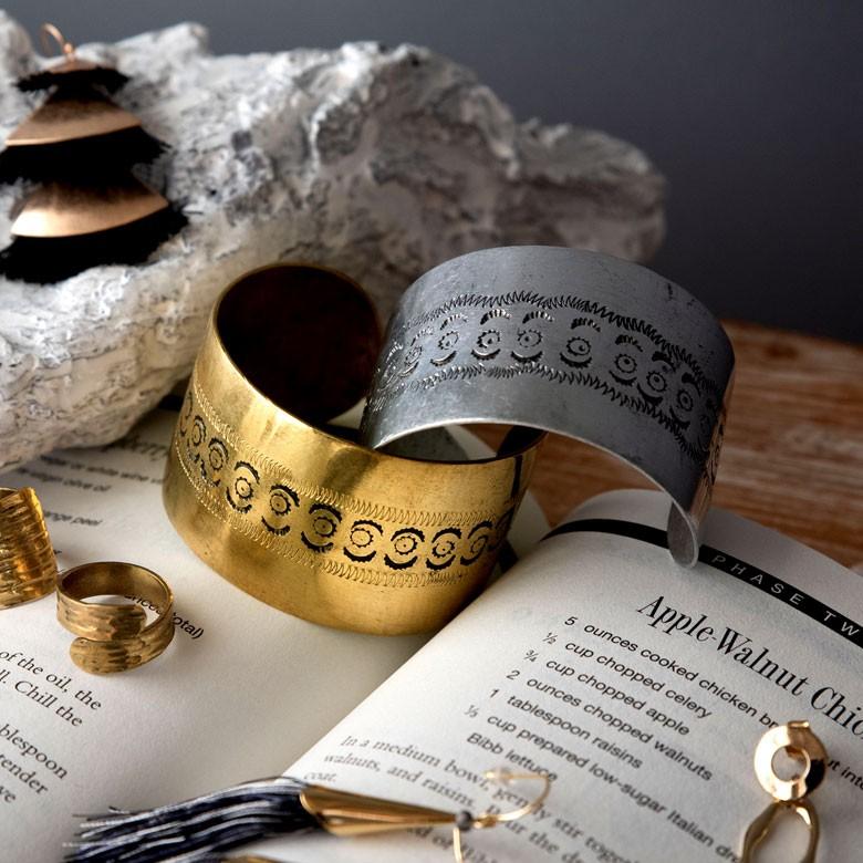 バングル レディース メンズ 太め ゴールド 真鍮 ハンドメイド ブレスレット ビンテージ おしゃれ 腕輪 アクセサリー アフリカ雑貨 アフリカン 90056 | ブランド登録なし | 17