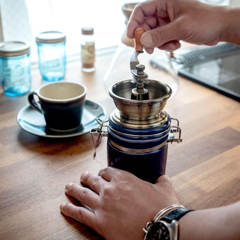 コーヒーミル 手動 アウトドア ミル 手挽き キャンプ コンパクト 粗さ調節可能 珈琲 挽きたて コーヒー豆 90059 | ブランド登録なし | 04