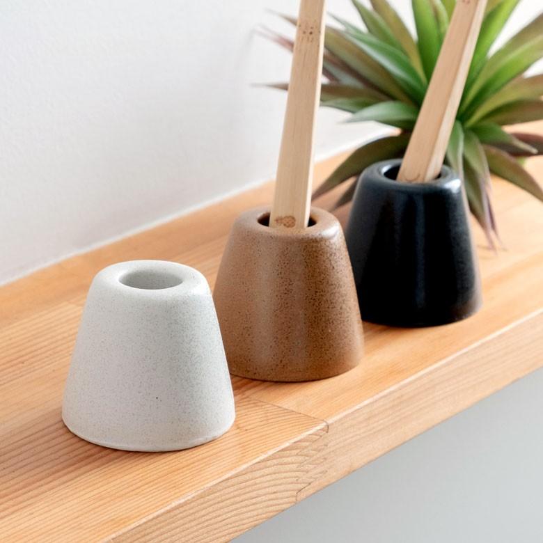 歯ブラシスタンド 歯ブラシホルダー 1本 陶器 ホワイト ブラウン ブラック  歯ブラシ立て おしゃれ 白 黒 茶 モダン シンプル モノトーン 洗面 バスルーム 90231 | ブランド登録なし | 04