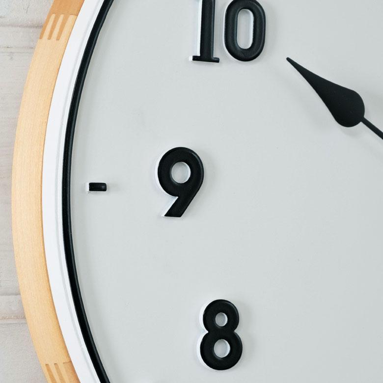 時計 壁掛け時計 丸型 直径30cm 合成樹脂 木 スイープムーブメント ウッド おしゃれ ウッドフレーム 立体文字 ナチュラル 北欧 シンプル かわいい 90276 | INTERFORM | 18