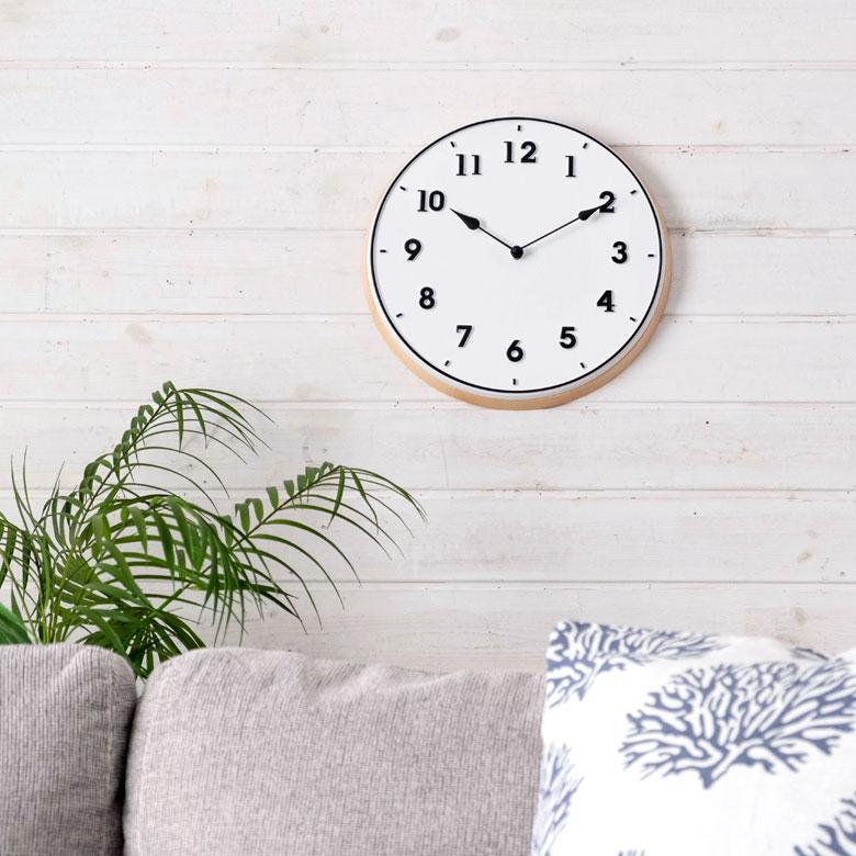 時計 壁掛け時計 丸型 直径30cm 合成樹脂 木 スイープムーブメント ウッド おしゃれ ウッドフレーム 立体文字 ナチュラル 北欧 シンプル かわいい 90276 | INTERFORM | 05