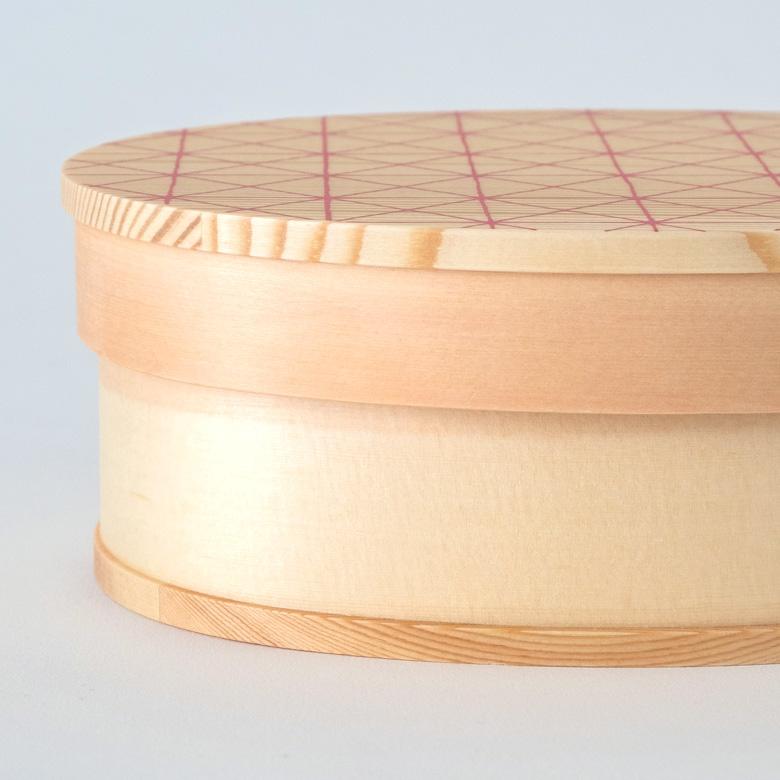 ランチボックス お弁当箱 わっぱ 楕円 木製 格子柄 720ml 天然木 白木 小判型 柄付き 仕切り付き ゴムバンド付き 90294 | ブランド登録なし | 13