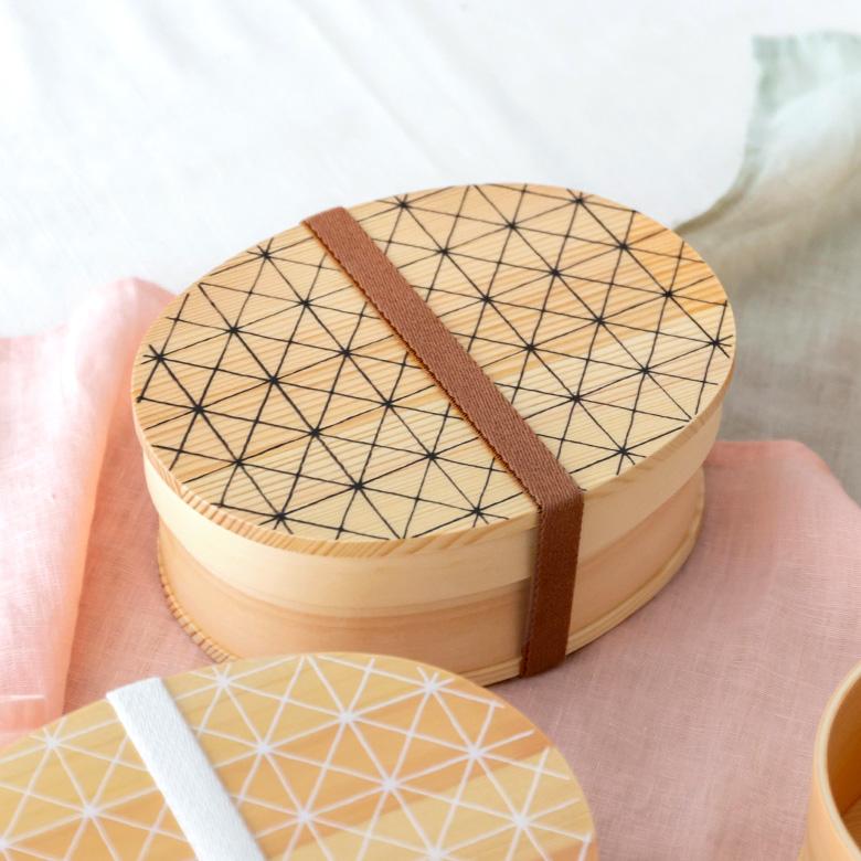 ランチボックス お弁当箱 わっぱ 楕円 木製 格子柄 720ml 天然木 白木 小判型 柄付き 仕切り付き ゴムバンド付き 90294 | ブランド登録なし | 06