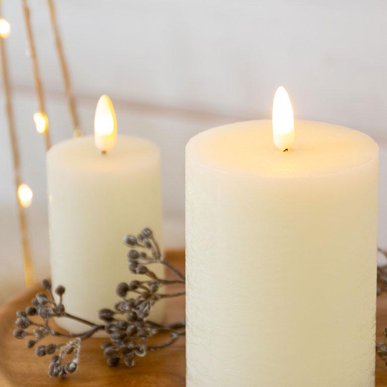 キャンドル型LEDライト ロウ デコレーション クリスマス 置物 電飾 卓上 蝋 ろう オブジェ オフホワイト おしゃれ かわいい イルミネーション インテリア 90351 |  | 02